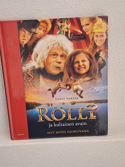 Myydään Rölli ja kultainen avain kirja