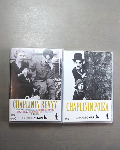Chaplinin Revyy ja Chaplinin poika DVD:t