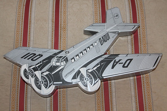 1932 Junkers JU-52 lentokone Lufthansa vanha suklaarasia pahvilaatikko vintage