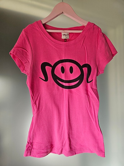 Pinkki t-paita