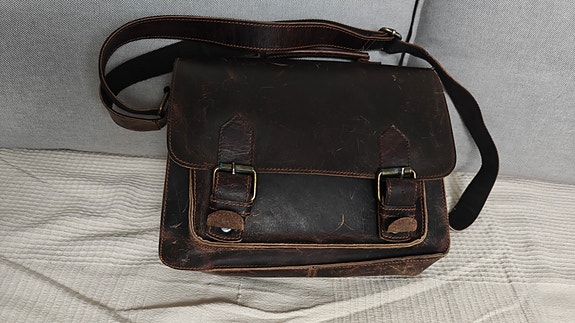 Retro 100% nahka olkalaukku
