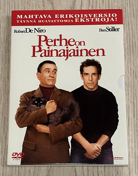 Perhe on painajainen DVD