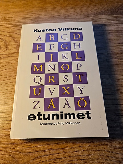 Vilkuna, Kustaa: ETUNIMET (2005, uud. laitos)