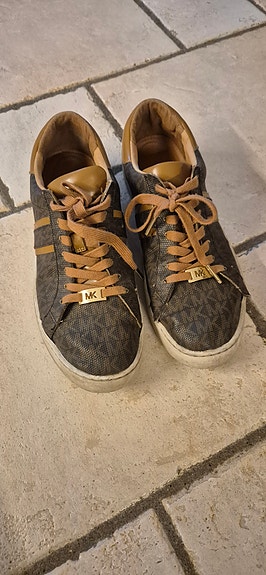 Michael Kors tennarit,  41