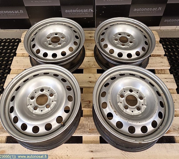 MB Vito/Viano vm.2004 - 2014 peltivanteet 6.5x16 ET60