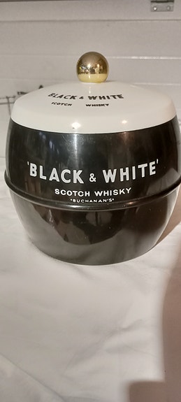 Scotch Whisky jääpala-astia.