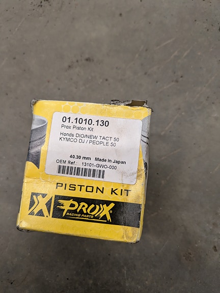 uusi minarelli am6 prox vakiomäntä 40.30mm
