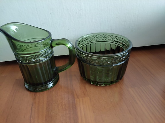 Riihimäen lasin Kara sokerikko ja kermakko