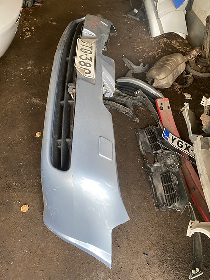 NISSAN PRIMERA StW (WP12) Etupuskuri