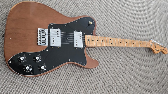 Fender 1975 telecaster deluxe
