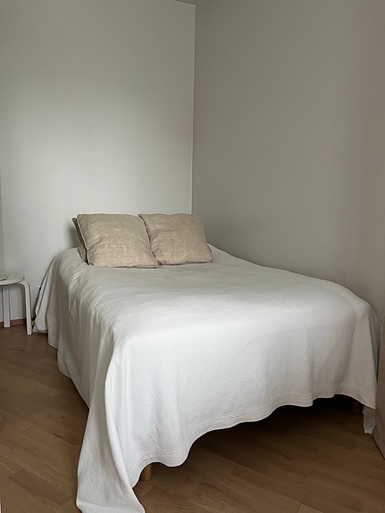 (Ovh 200€) 120cm sänkyyn Stockmann päiväpeitto