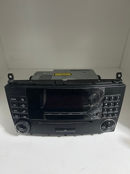Mercedes-Benz C W203 radio