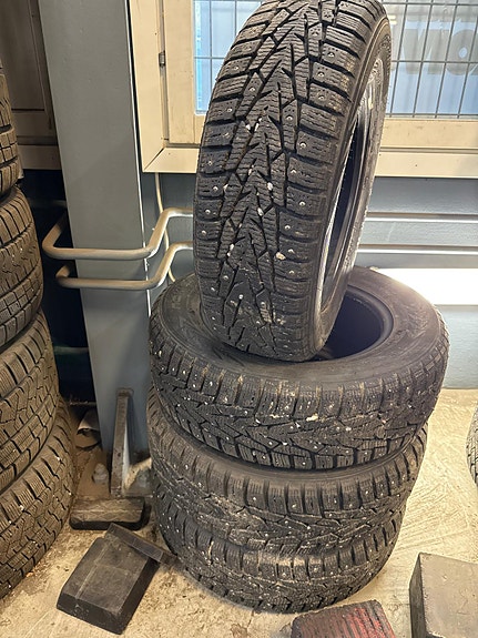 185/65R14 Nastarenkaat