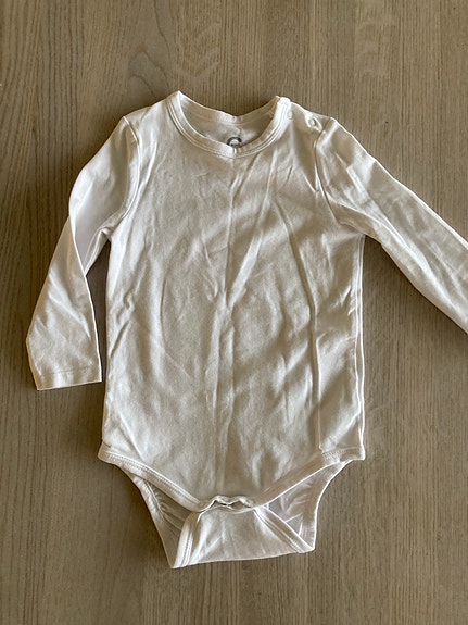 Valkoinen body 80