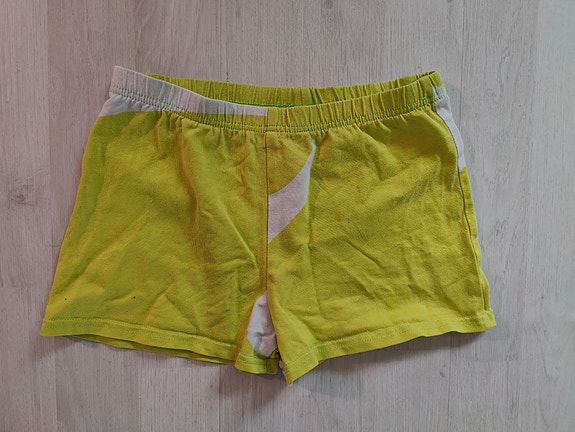 Marimekko shortsit 110