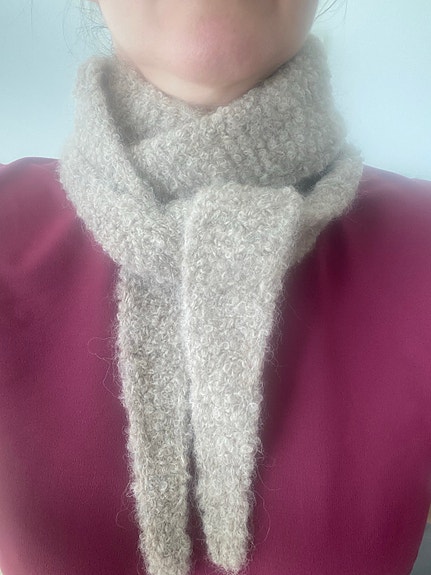 Neulottu huivi, 80% alpaca, 17x155 cm