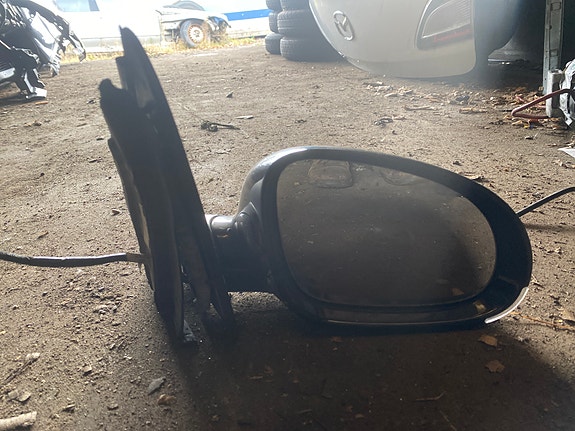 Sivupeili vw golf 2008 vm