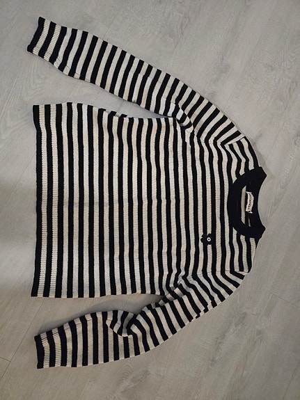 Marimekko neule, koko L