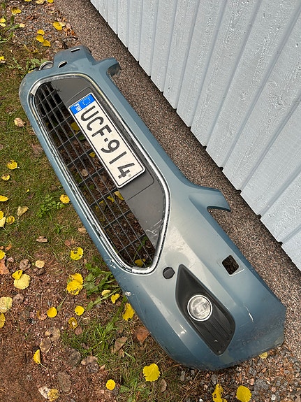 Ford Focus etupuskuri
