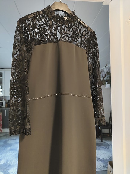 Product image 1 of 7