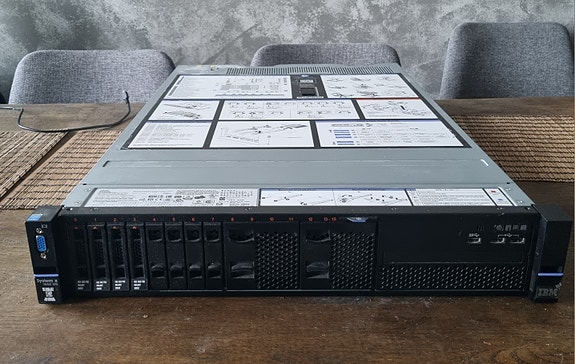 IBM System x3650 M5 – Käytetty 2U rack-palvelin