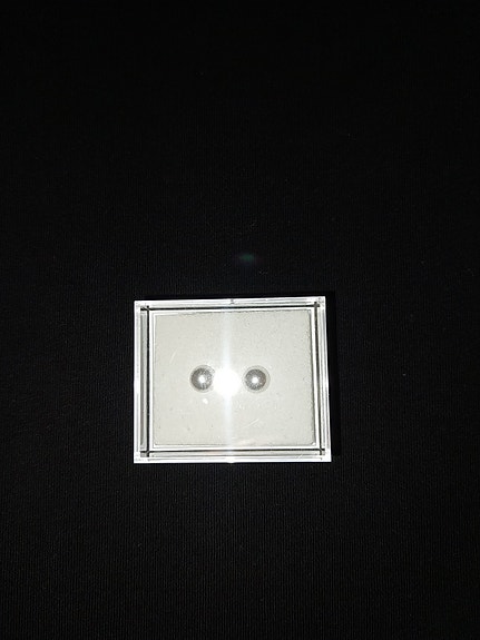 Helmikorvakorut (3 mm)
