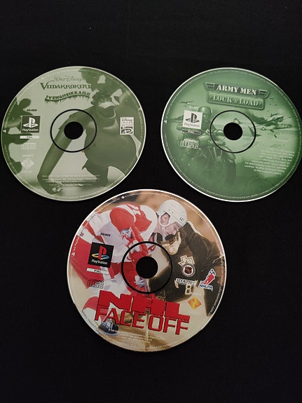 Kolme peliä, PS1 Playstation