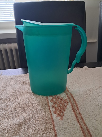 Tupperware kannu