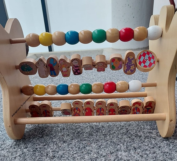 Lasten puinen lelu