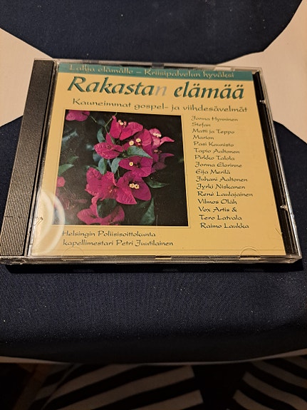 Rakastan elämää CD-levy