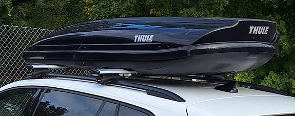 Vuokrataan Thule Spirit 820 suksiboksi
