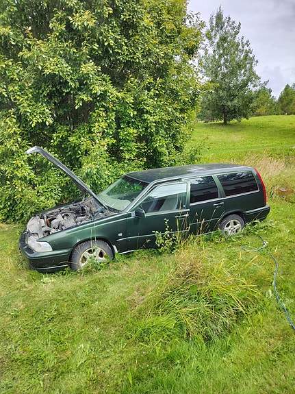 Volvo v70