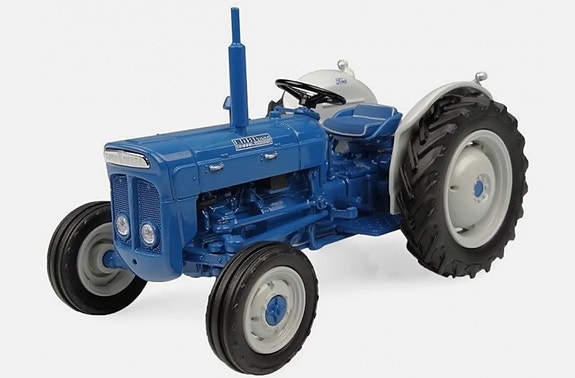 Pienoismalli Fordson Super Dexta 2000 Diesel 1962, 1:32