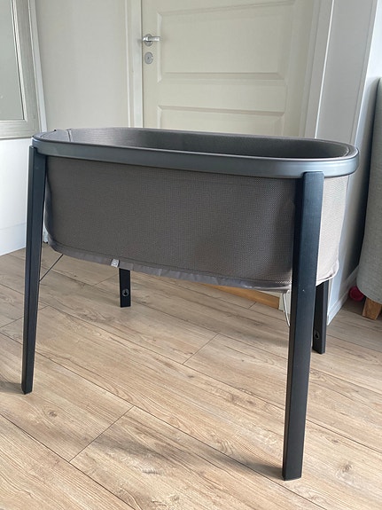 Stokke snoozi vauvan sänky/ matkasänky