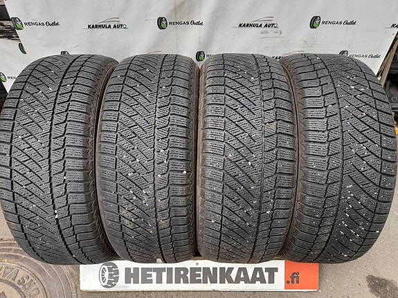 235/60 R18" Käytetyt Kitkarenkaat