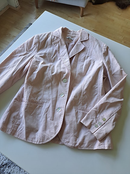 Ihana vaaleanpunainen jakku 48 / 4XL