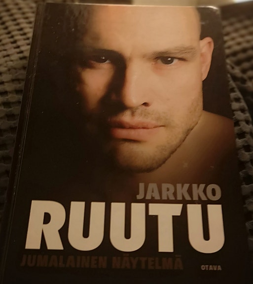 Jarkko Ruutu - Jumalainen näytelmä
