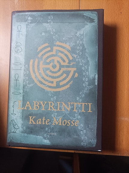 Kate Moss / Labyrintti