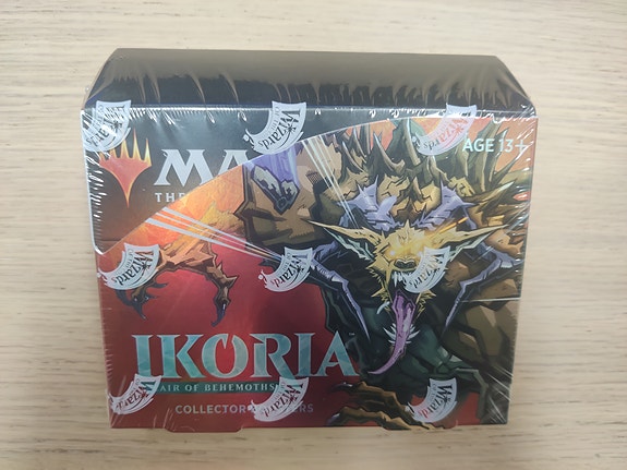 MTG Ikoria: Lair of Behemoths Collector Booster Box Magic The Gathering |  Tori