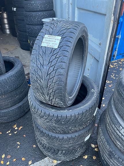 Nokian Hakkapeliitta R2