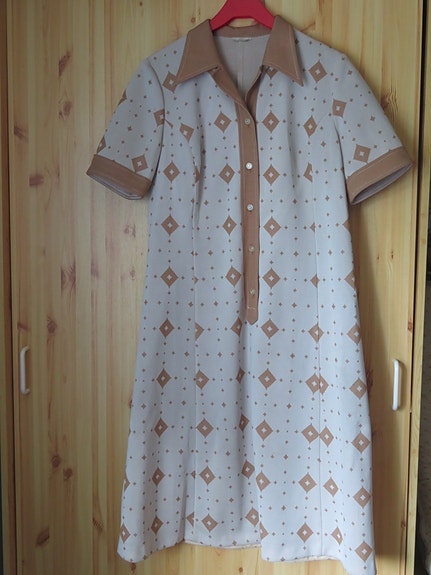 Retro mekko