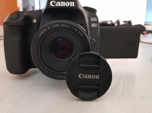 EOS 80D järjestelmäkamera + 50mm f/1.8 STM objektiivi