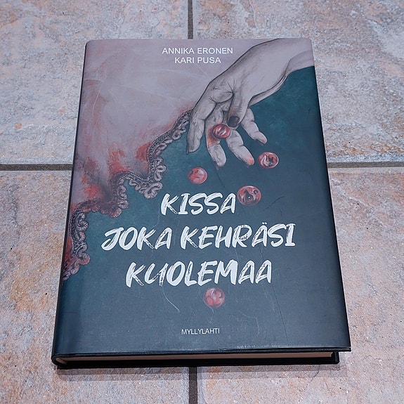 Annika Eronen ja Kari Pusa, Kissa Joka Kehräsi Kuolemaa