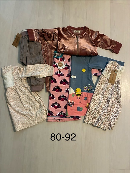 Tyttöjen vaatepaketti 80-92