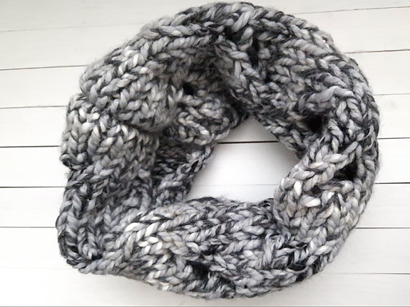 Product image 1 of 9