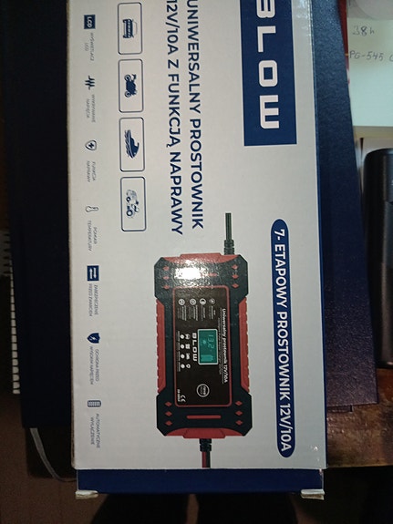 Automaatti akkulaturi 12v/10A