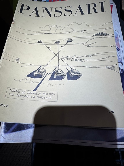 Panssari lehti v 1975