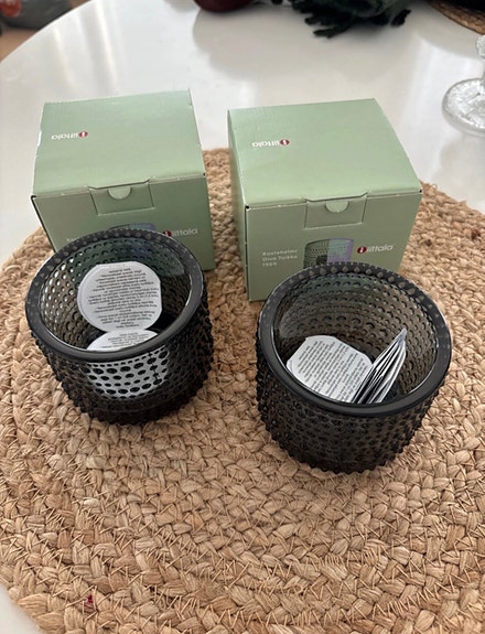 Uudet Iittala harmaat Kastehelmi tuikkukupit 2kpl