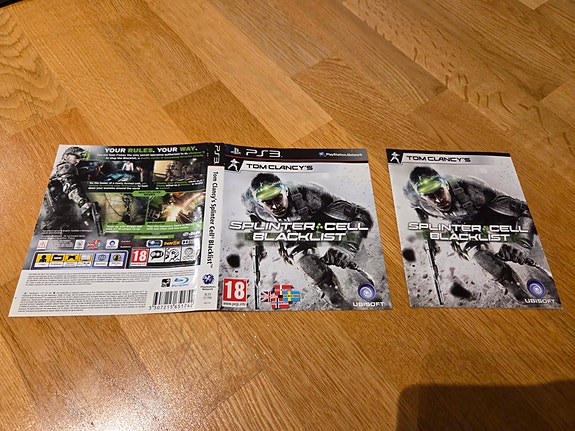 Splinter Cell Blacklist PS3 pelin kannet ja ohjekirja