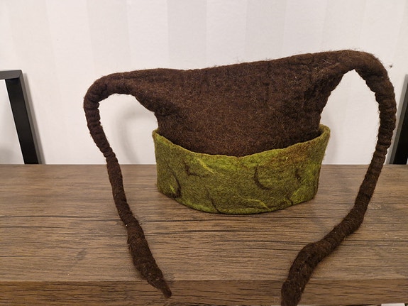 Product image 1 of 2